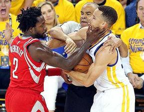 打篮球被嘲笑的人,打篮球被人嘲笑