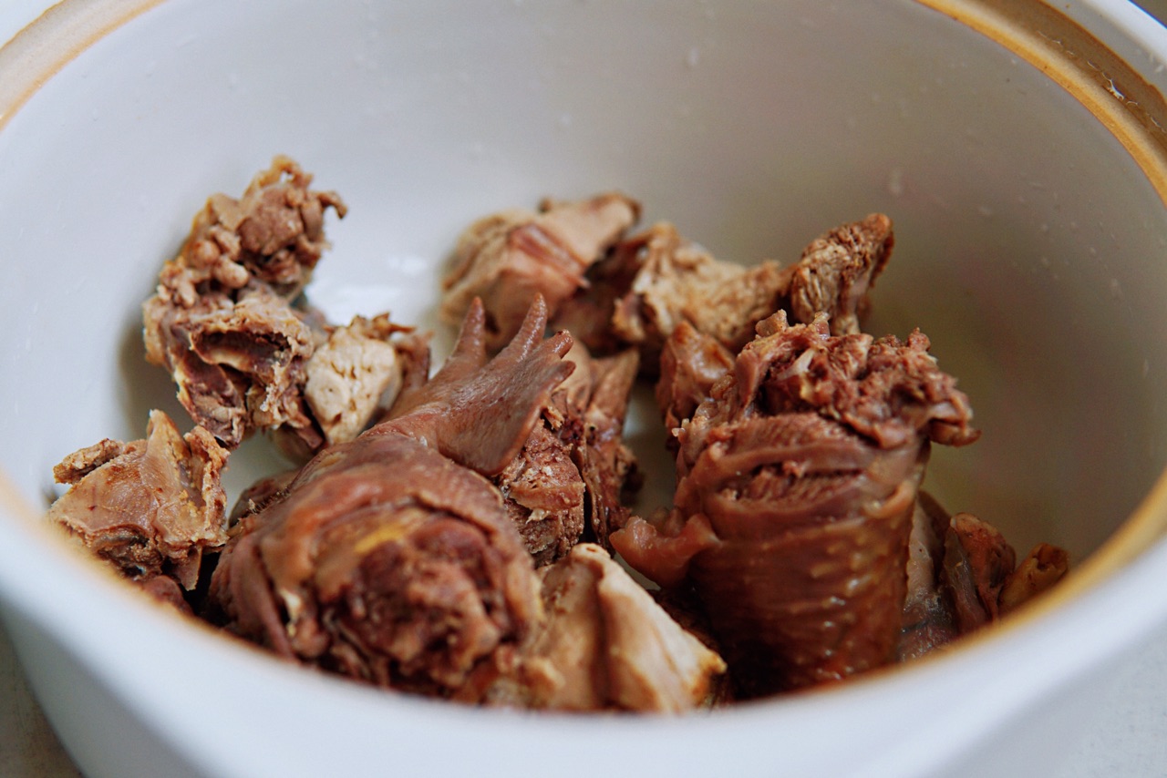 猴头菇鲍鱼鸡汤健脾养胃滋阴养血,干猴头菇煲鸡汤的做法