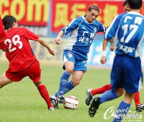 穗月风云-7:2006年广州医药入主穗足，广州足球迎来大国企时代。