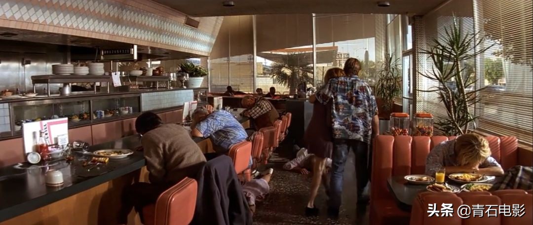 昆汀戛纳金棕榈奖获奖影片,昆汀戛纳金棕榈奖获奖瞬间