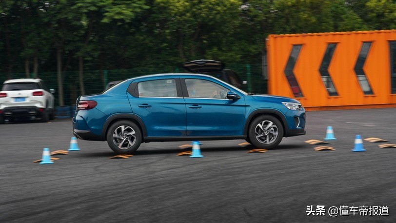 雪铁龙c3xr1.6t试驾,雪铁龙C3L评测