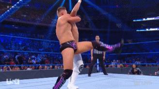 「WWE9.11战报」送葬者回归祭出锁喉抛摔！欧文斯被炒鱿鱼了