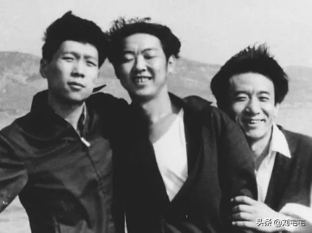 从“小学肄业”到“收藏大亨”，马未都的逆袭之路，何以非议不断