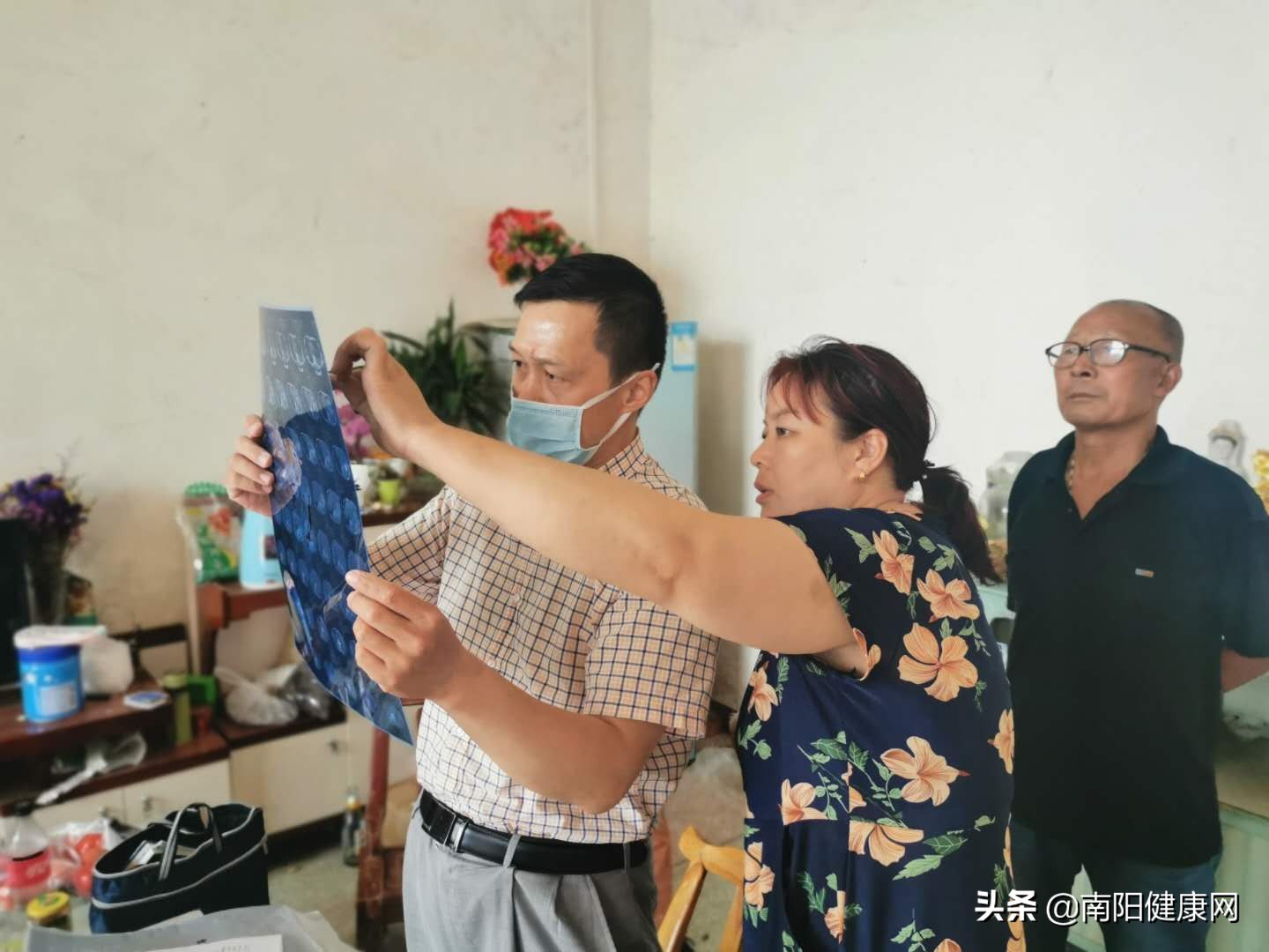 中医让肝病患者柳暗花明——端午节期间陪罗医生镇平回访患者