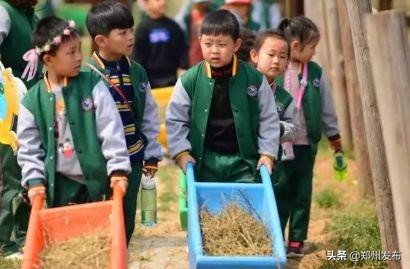 六一儿童节带着小朋友玩了一天,六一儿童节快乐游玩