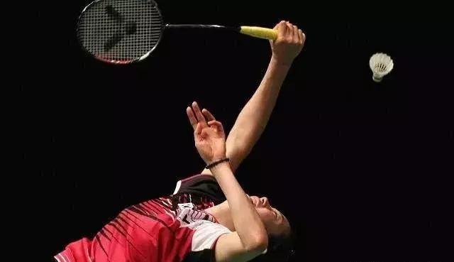 学会这几点，打好羽毛球高远球不再是梦