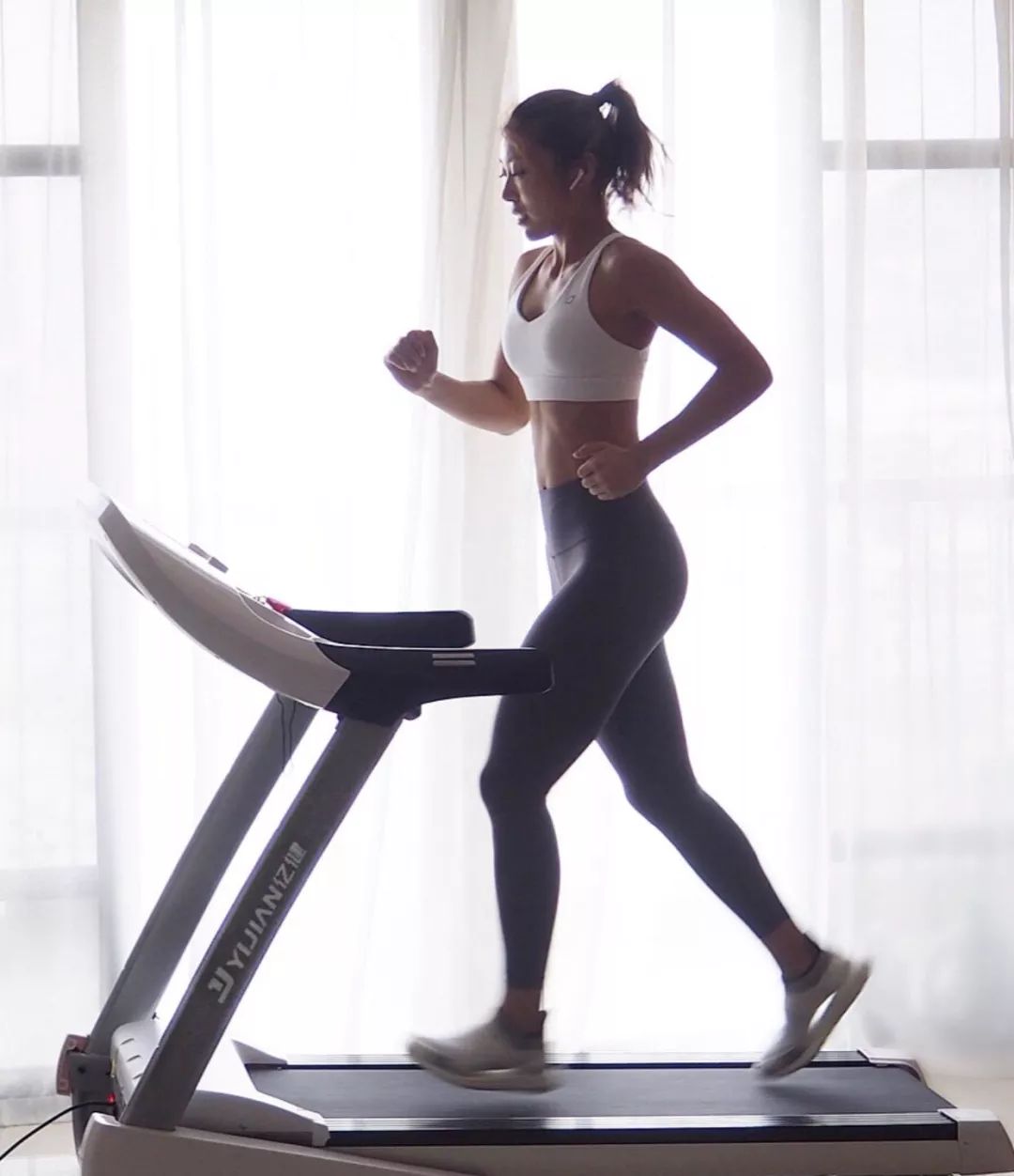 双十一前，我把天天找我盖楼的朋友拉黑了