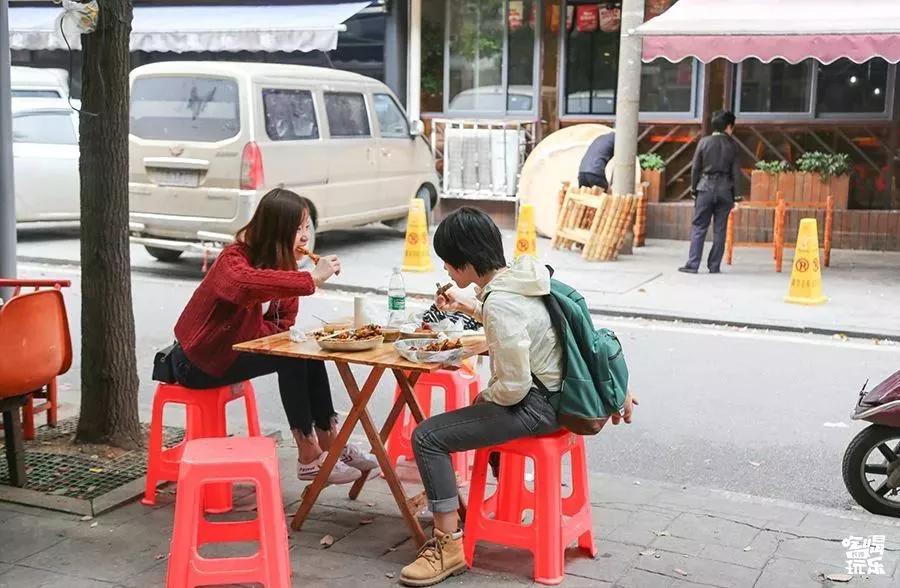 长沙最好吃的炸物店,长沙生意超火爆的油炸店