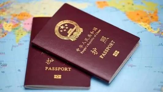 用生命在回家：“困死”在归国政策，从新加坡回国好难