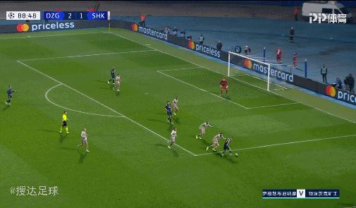 欧冠4强4分钟进三球,欧冠经典惊天大逆转皇马