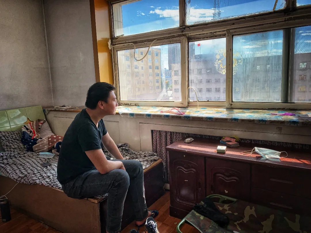 在鹤岗，有人离开，有人留下