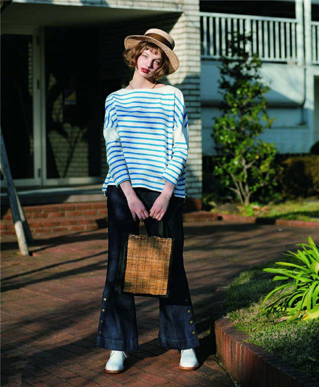 脚踝粗的女人夏天穿什么,如何穿衣显脚踝细