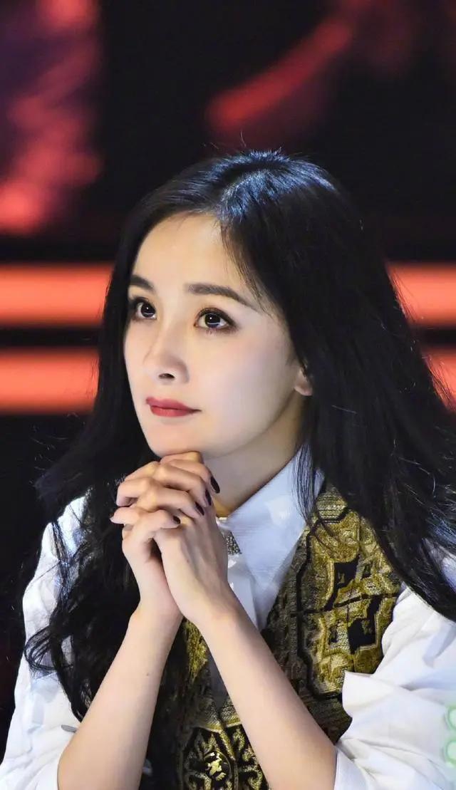 明星都用什么头像赵丽颖,明星照片关晓彤迪丽热巴