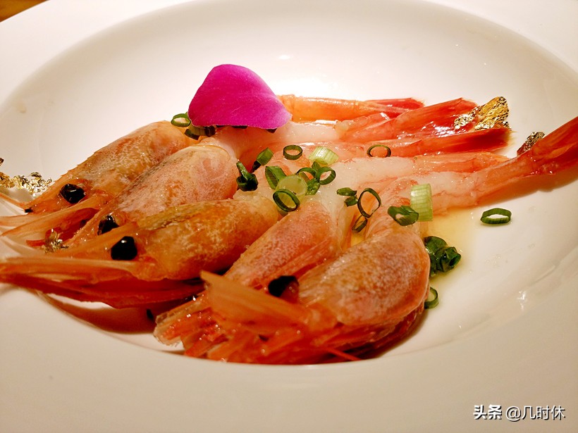 女生出门在外一定要保护自己防狼,出门在外女生关注安全