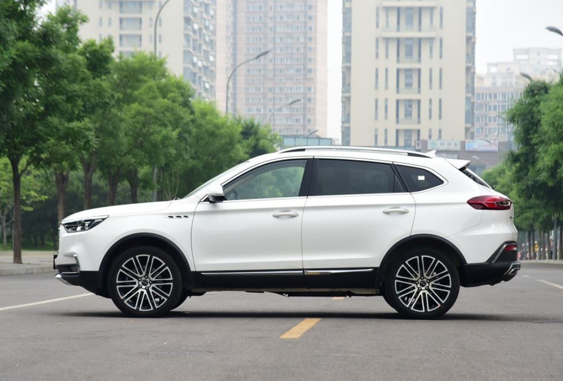 十五万落地尺寸最大动力最好的suv,13万落地2.0t车