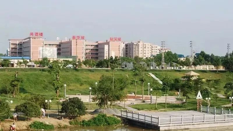 广州珠江职业技术学院高职部,广州珠江职业技术学院成人高考