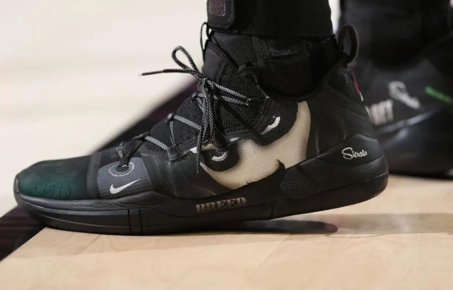 NBA球员上脚：开拓者球员的球鞋，阿里扎穿科比签名鞋