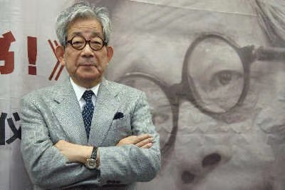 一部诺奖小说，用精彩的叙事带你到达悲剧顶峰，揭露人生的悖谬