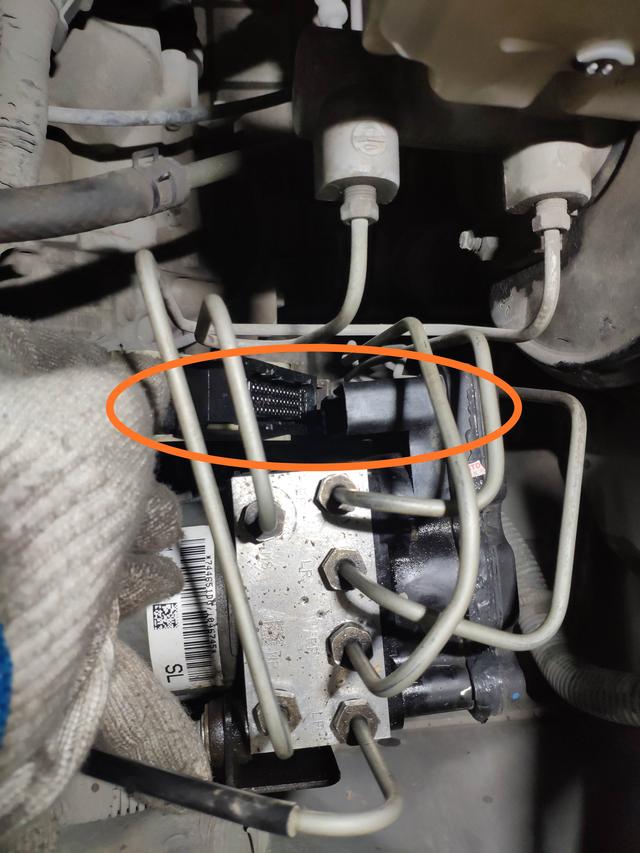 别克凯越abs泵坏了有什么后果,15款凯越abs故障灯亮了怎么解决