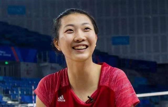 袁心玥13岁参军,13岁参军袁心玥年薪多少钱