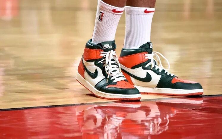 nba鞋王塔克上脚的dunk,塔克总决赛钻石球鞋