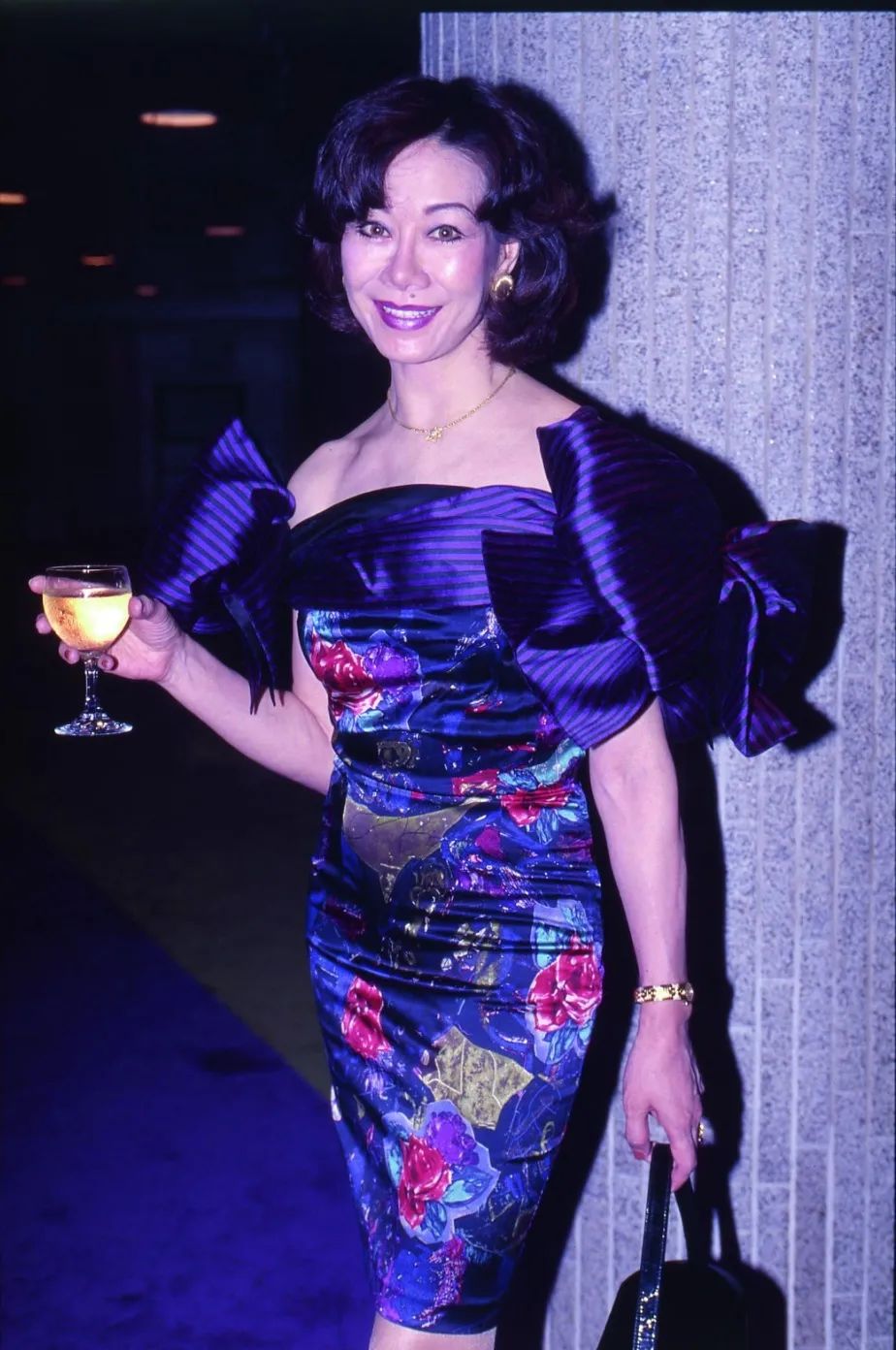 穿三百万皮草的香江富贵花，前半生让人羡慕，后半生却惨遭唾骂？