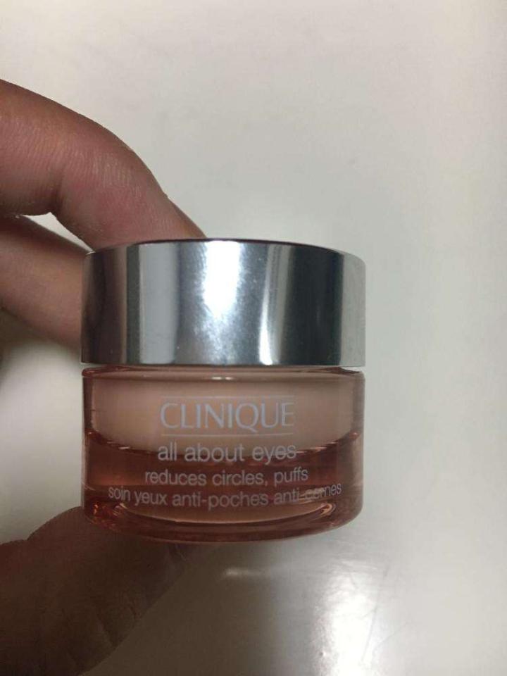 兰蔻和雅诗兰黛护肤品要选择哪个,兰蔻粉水雅诗兰黛小棕瓶倩碧黄油