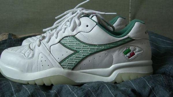 罗伯特巴乔球鞋,94年巴乔球鞋