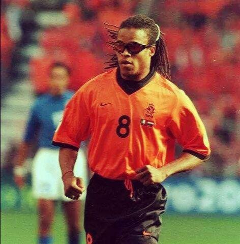 阿贾克斯出品的球星有哪些,十大造星工厂阿贾克斯