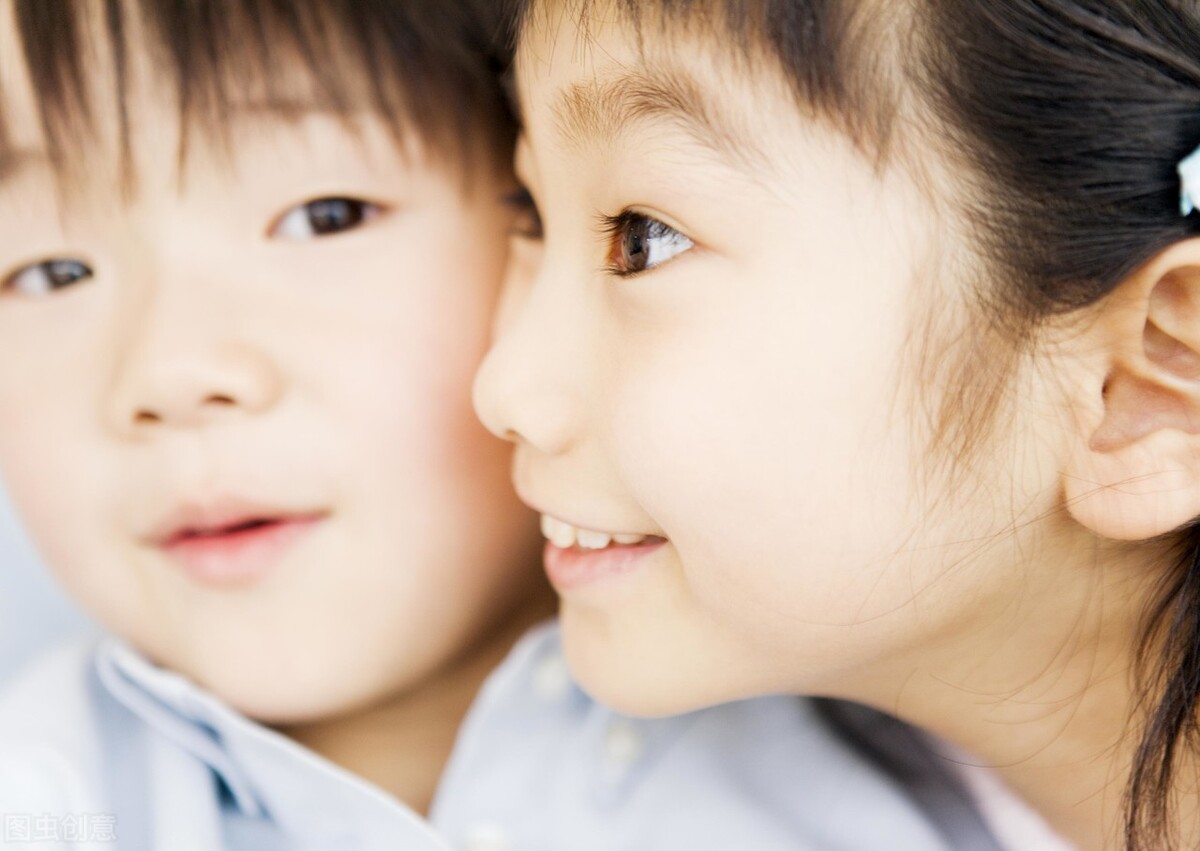 一不谨慎就喜欢上一个人怎么办,四十岁了喜欢上一个小女孩怎么办