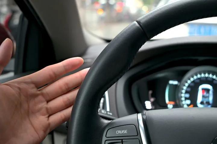 10万预算买沃尔沃v60,10万买沃尔沃xc40二手车