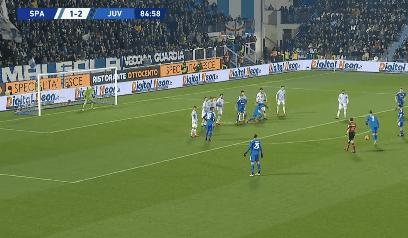 再次打脸！C罗直接任意球险破门，Nike新战靴有秘密*器武**