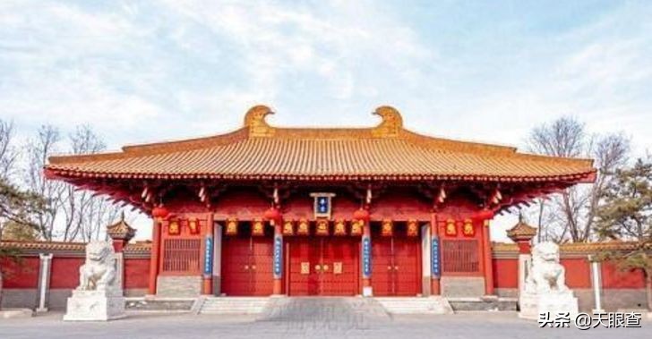 重庆老太太3万名牌包装大葱，背后竟牵出售假窝点