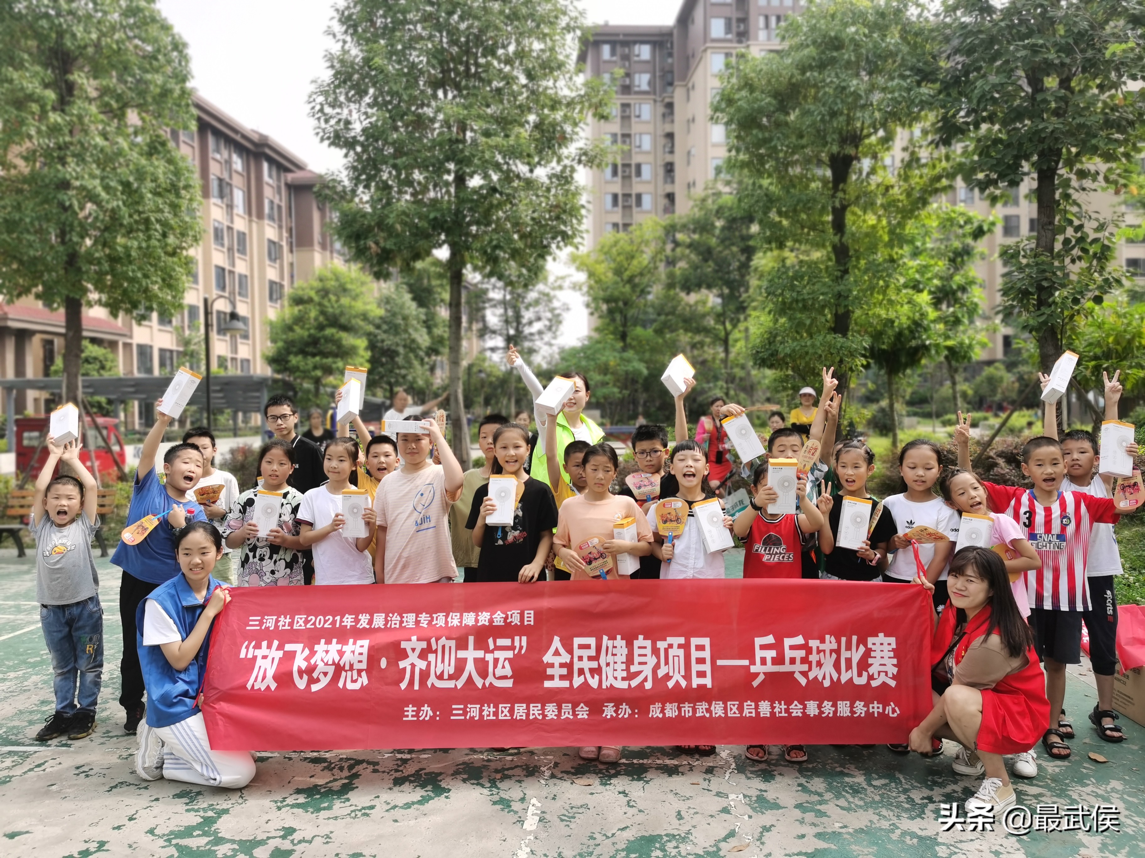 跳绳比赛上孩子很拼,跳绳比赛的小朋友最高能跳多少