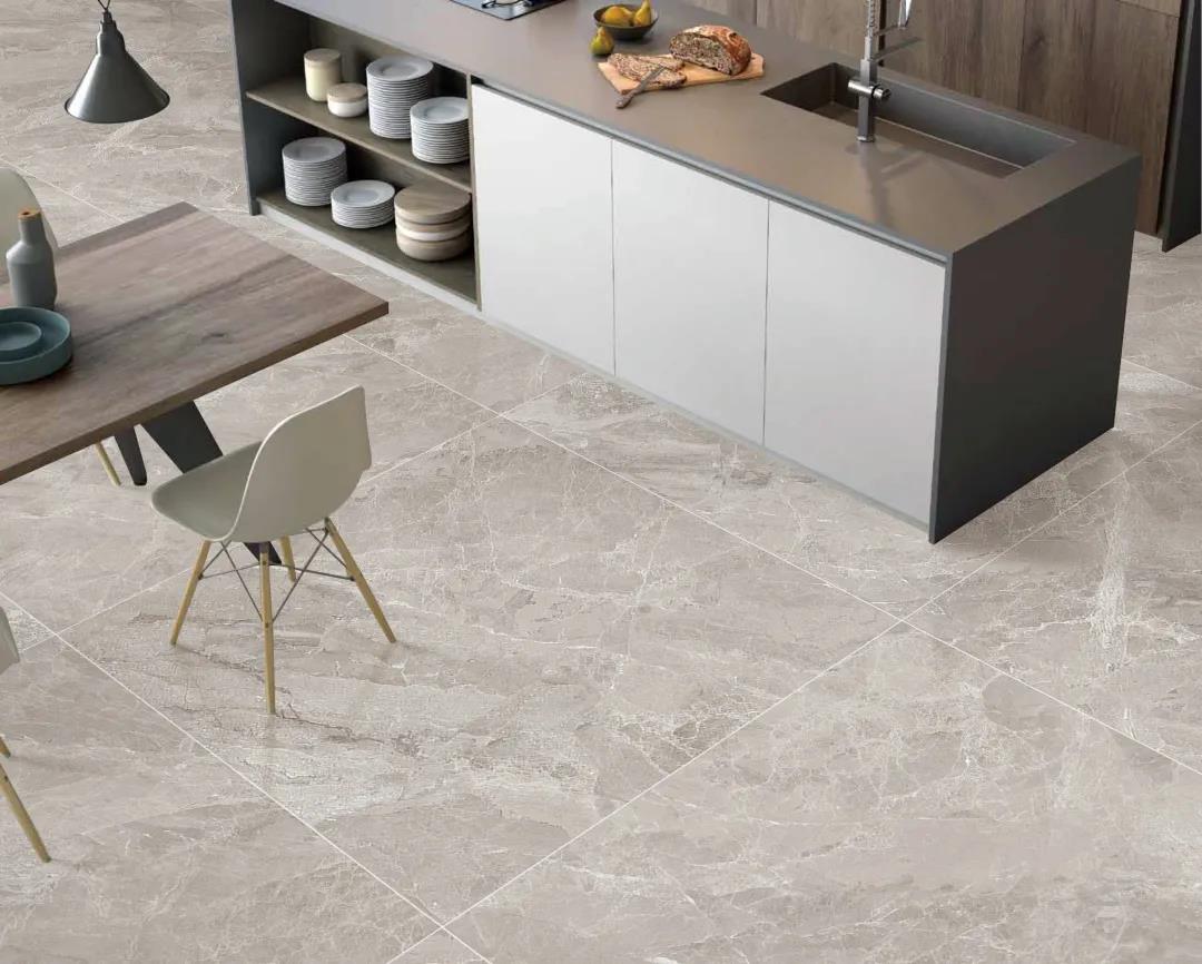 伊莉莎白瓷砖新推四款大理石瓷砖新品，“通体”成为关键词