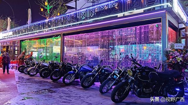 南宁第一家露天酒吧,南宁第一个酒吧开业