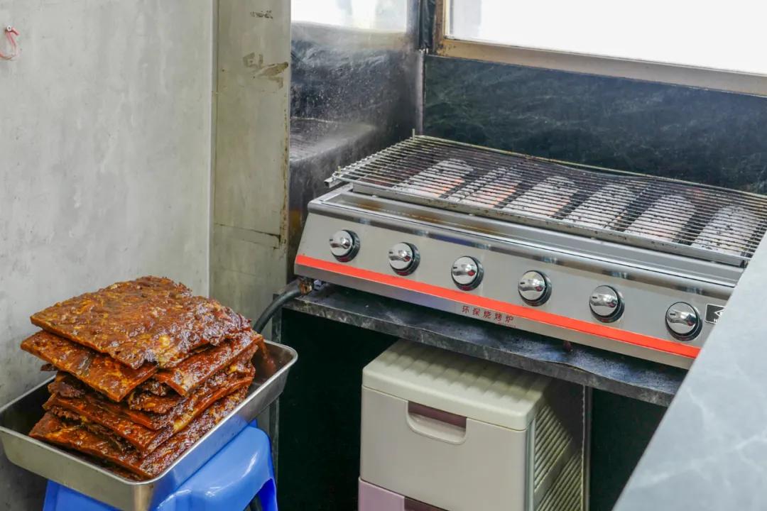 钜记手信澳门都是一个价格吗,澳门钜记手信澳门旗舰店