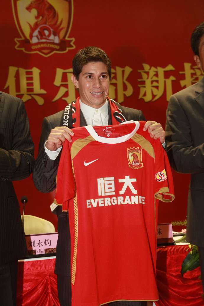 孔卡的年薪震惊世界,天体之王孔卡完整版