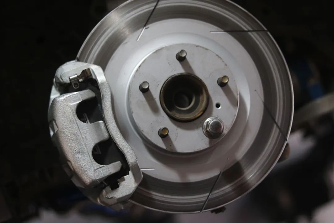 英菲尼迪g37s翻新,翻新英菲尼迪q70l