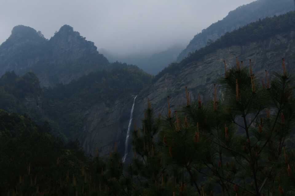 香山香炉峰,西登香炉峰