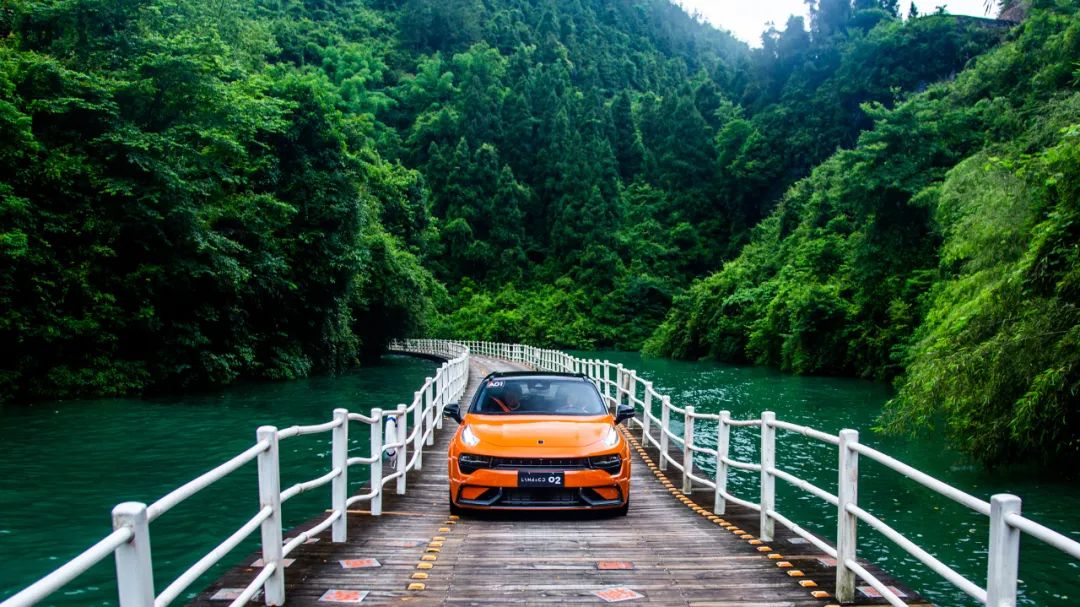 领克02hatchback后备箱空间,领克02hatchback2022