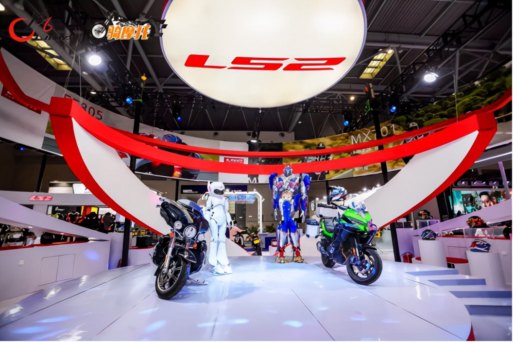 跨越大半个中国来到重庆摩博会,全国摩友齐聚重庆摩博会