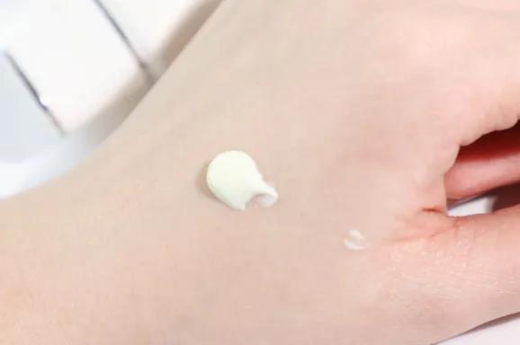 热度最高的防晒测评，看看有你的同款吗？