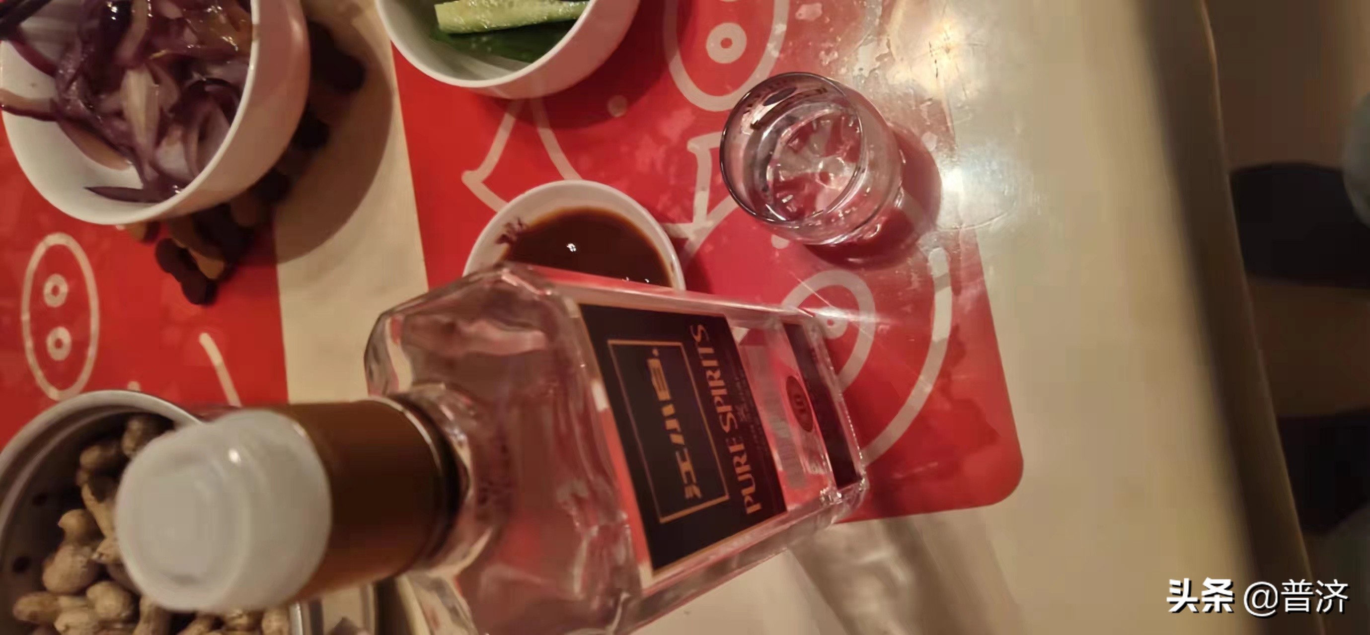 第三代江小白好喝了吗？口粮酒群里品鉴52度金盖江小白引发的辩论