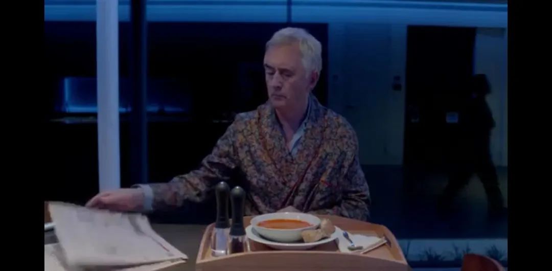 英剧9号秘事全部,英剧9号秘事讲的什么事