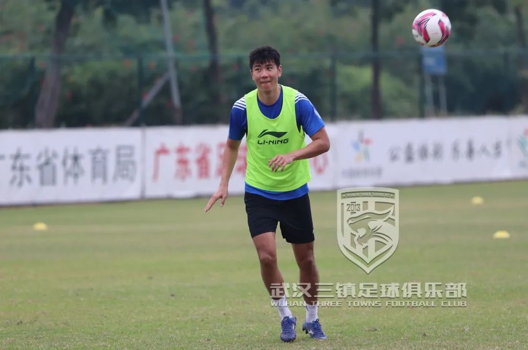 武汉三镇队开启昆明冬训,武汉三镇集训