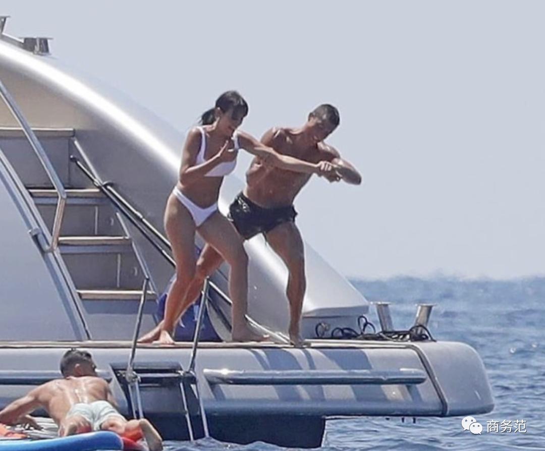 老钱新钱鄙视链,老钱pk