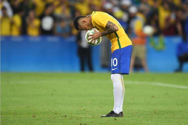 足球规则大揭秘十大规则完全解读,足球比赛规则全解析十大规则必读