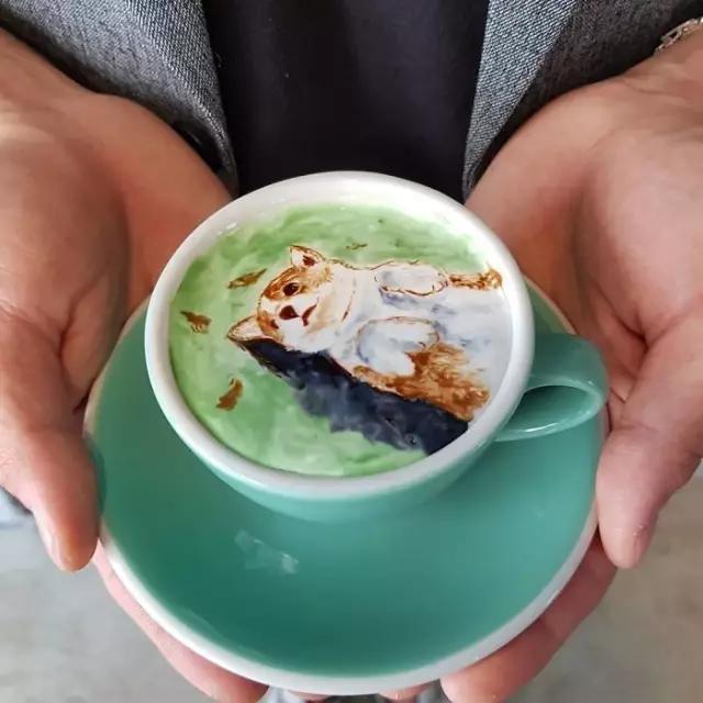 他把梵高的名画装进一杯咖啡，竟然撩到10万迷妹