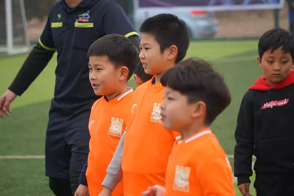 姗姗来迟的比赛，前所未有的共鸣烟台少儿足球嘉年华扬帆起航！